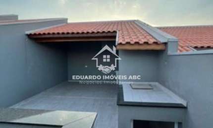 REF:6301. Casa em Condomínio a para Venda no bairro Vila Curuçá, 3 dorm, 1 suíte. Ótima Oportunidade!