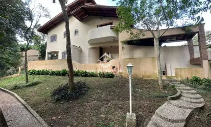 REF 5973- 2 Dormitórios. Banheira de hidromassagem. Ótima localização- Diadema