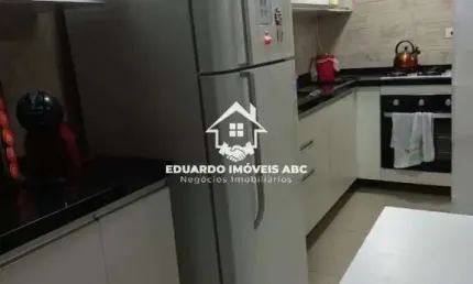 REF:9347. Casa (Assobradada) para Venda, 4 dorm(s), 2 vaga(s). Excelente oportunidade!