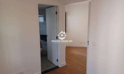 Apartamento (Apartamento Padrão) para Locação, 5 dorm(s), 1 suite(s), 3 vaga(s), 96 m²