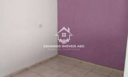 REF 6617- 2 Dormitórios. Cozinha. Ótima localização- Taboão da Serra