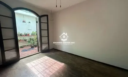 REF: 9581- Casa  para Locação, 3 dorm(s), 1 suite(s), 4 vaga(s), 1 m²