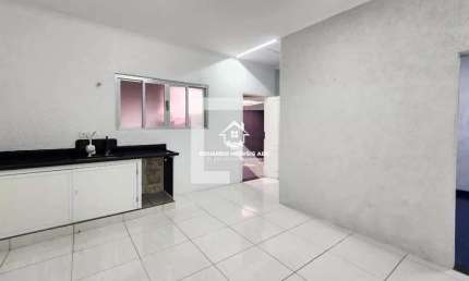 REF 10473- 5 Dormitórios. 3 Banheiros. Ótima localização- São Bernardo do Campo