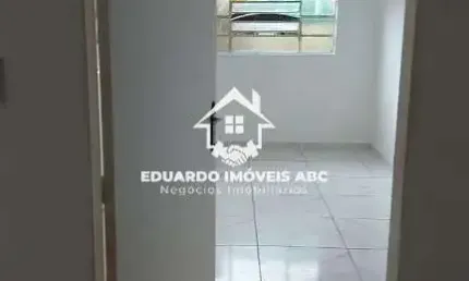REF: 10483 - Casa Assobradada para Locação, 2 dorm(s), 1 vaga(s), 56 m²
