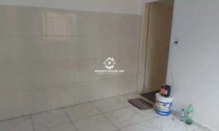 REF 10666- 2 Dormitórios. 1 Banheiro. Ótima localização- Diadema