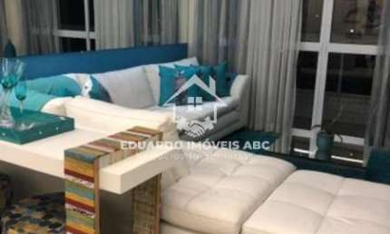 REF: 5113. 3 dormitórios. 3 vagas na garagem. Ótima localização.