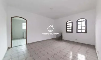 REF 10901- Casa individual. 2 Dormitórios. Ótima localização- Mauá