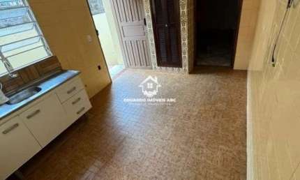 REF 11001- 1 Dormitório. 1 Vaga. Ótima localização- Diadema