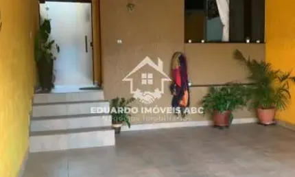 REF 4902. 2 dormitórios. 1 suite. 2 vagas na garagem, Churrasqueira - Próximo ao centro. Excelente oportunidade!