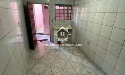 REF 6019. Casa para venda. 2 dormitórios. Ótima localização.