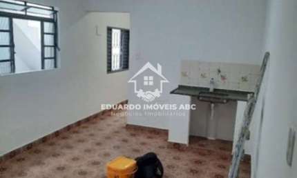 REF 6219- 3 Casas no quintal. Ótima localização- Santo André. Excelente oportunidade!