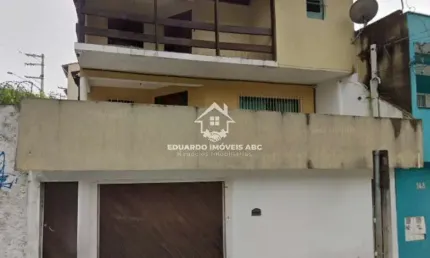 REF: 6801. Casa Assobradada no bairro Centro de Diadema, 5 vagas, 262 m. Ótima oportunidade!