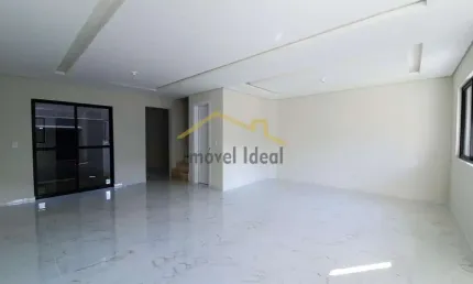 Sobrado em Condomínio para Venda em Curitiba, Uberaba, 3 dormitórios, 1 suíte, 3 banheiros, 2 vagas