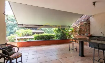 Casa para Venda em Curitiba, Vista Alegre, 5 dormitórios, 4 suítes, 6 banheiros, 10 vagas