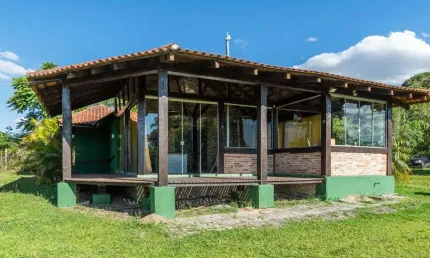 Chácara para Venda em Araucária, Thomaz Coelho, 3 dormitórios, 1 suíte, 2 banheiros, 15 vagas