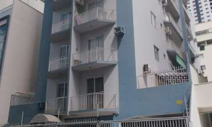 Apartamento em ótima localização próximo do shopping atlântico.