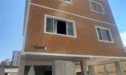 Oportunidade 02 dormitórios c suíte Vila tupy  (precinho )