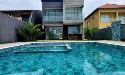 Sobrado alto padrão 250m² em condomínio fechado frente mar - Bopiranga - Itanhaém-SP