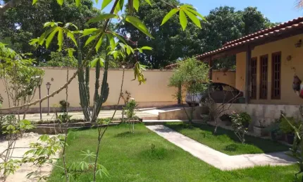 Casa para vender com 03 quartos 01 suítes  em esmeraldas