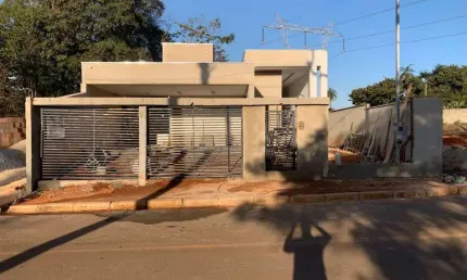Casa para vender com 03 quartos 01 suítes no bairro cidade nova em igarapé