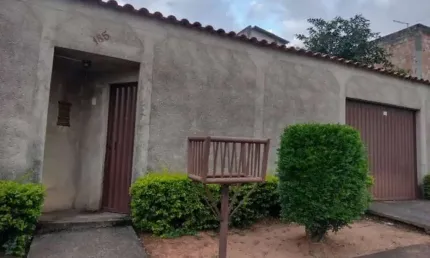 Casa para vender com 02 quartos no bairro nazaré em contagem