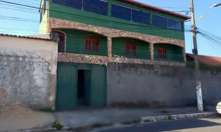 Casa para vender com 5 quartos no bairro vila universal em betim