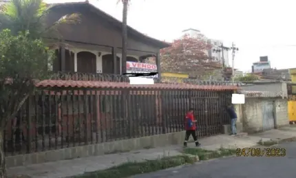 Casa para vender com 4 quartos 1 suítes no bairro eldorado em contagem