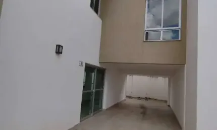 Casa para vender com 04 quartos e 02 suítes no bairro centro em contagem