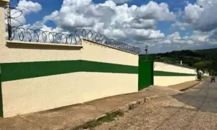 Apartamento para vender com 02 quartos no bairro vista alegre em mateus leme