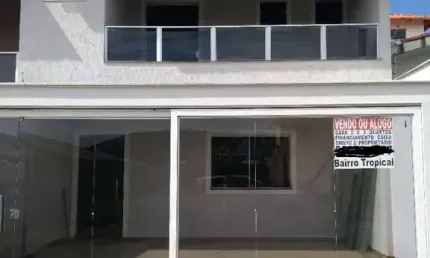 Casa para vender com 03 quartos 01 suítes no bairro lucio de abreu em contagem