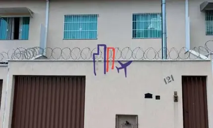 Casa para vender com 03 quartos 01 suítes no bairro industrial são luiz em contagem
