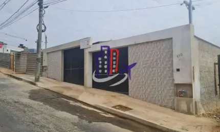 Casa para vender com 03 quartos 01 suítes no bairro industrial são luiz em contagem