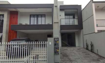 Casa com 3 quartos à venda na Servidão Edmundo Antônio Ziebarth, 81, Anita Garibaldi, Joinville, 105 m2 por R$ 450.000
