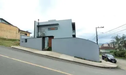 Casa com 2 quartos à venda na Rua Cidade de Hiroshima, 1, Santa Catarina, Joinville, 105 m2 por R$ 690.000