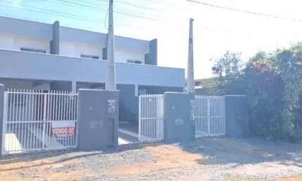 Casa com 2 quartos à venda na Rua Bernardo Bloemer Neto, 253, Morro do Meio, Joinville, 77 m2 por R$ 299.000