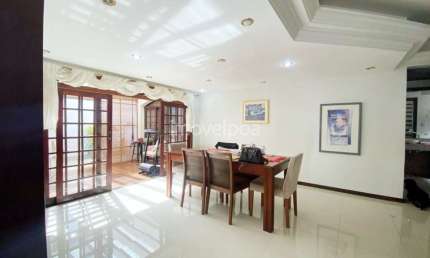 Casa com 3 quartos à venda na Rua Doutor Jorge Fayet, 330, Chácara das Pedras, Porto Alegre por R$ 1.290.000