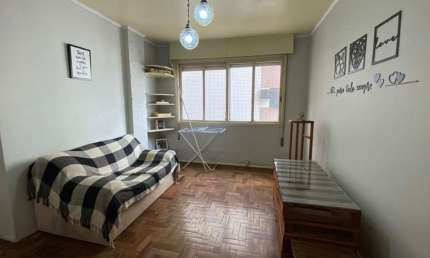 Apartamento com 1 quarto à venda na Rua General Lima e Silva, 148, Cidade Baixa, Porto Alegre por R$ 179.000