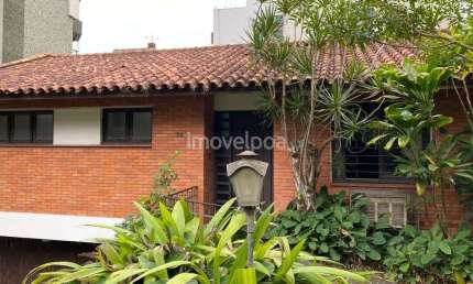 Casa com 3 quartos à venda na Rua Corcovado, 70, Auxiliadora, Porto Alegre por R$ 1.600.000