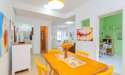 Casa com 3 quartos à venda na Avenida Lavras, 609, Petrópolis, Porto Alegre por R$ 999.000