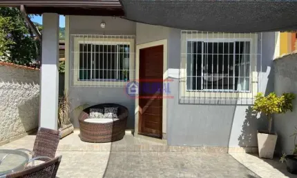 Casa com 2 quartos à venda na Rua Babaçu, Condado de Maricá, Maricá, 82 m2 por R$ 350.000