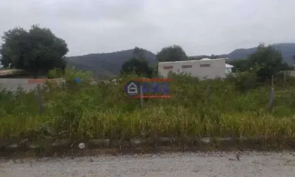 Terreno à venda na Rua Setenta e Três, Jacaroá, Maricá, 470 m2 por R$ 79.000
