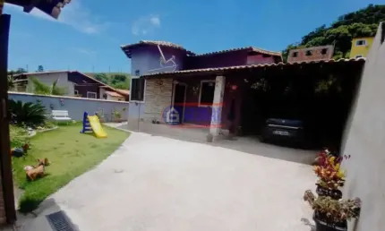 Casa com 2 quartos à venda na Rua Cinco, Caxito, Maricá, 90 m2 por R$ 300.000