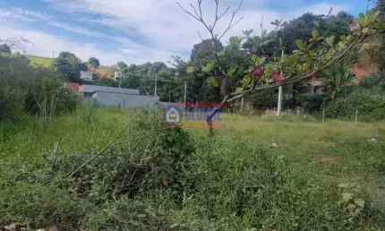 Terreno à venda na rua cinquenta e três, jacaroá, maricá, 442 m2 por r$ 70.000