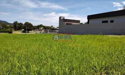 Terreno em condomínio fechado à venda na Rua do João-de-barro, Ubatiba, Maricá, 609 m2 por R$ 120.000