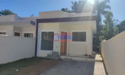 Casa com 2 quartos à venda na Rua Edmundo Estrela Gomes, Itapeba, Maricá, 69 m2 por R$ 380.000