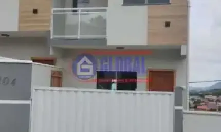 Casa com 2 quartos à venda na Rua das Gardênias, São José do Imbassaí, Maricá, 72 m2 por R$ 310.000