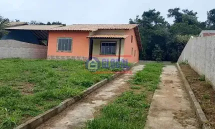 Casa com 3 quartos à venda na Rua Oitenta e Oito, Balneário Bambuí (Ponta Negra), Maricá, 88 m2 por R$ 350.000