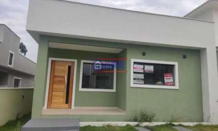 Casa em condomínio fechado com 3 quartos à venda na Estrada Do Pindobas, Pindobas, Maricá, 84 m2 por R$ 470.000