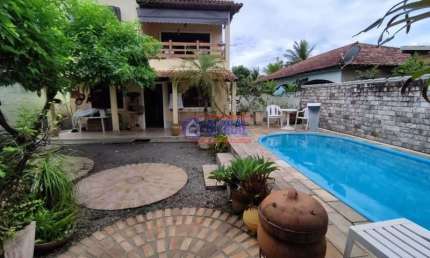 Casa em condomínio fechado com 4 quartos à venda na Rua A, Inoã, Maricá, 280 m2 por R$ 690.000