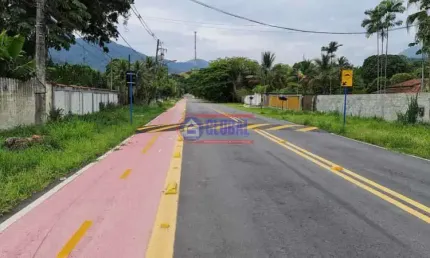Terreno à venda na Avenida Um, Vale da Figueira (Ponta Negra), Maricá, 2000 m2 por R$ 200.000
